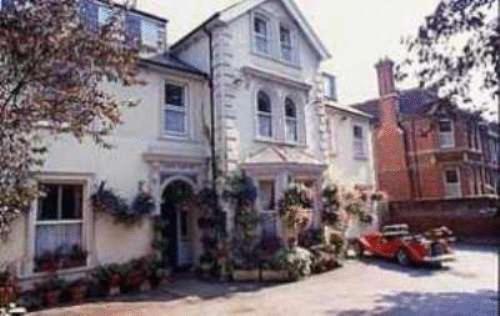 Canterbury Lodge ภายนอก รูปภาพ