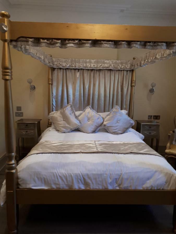 Canterbury Lodge ภายนอก รูปภาพ
